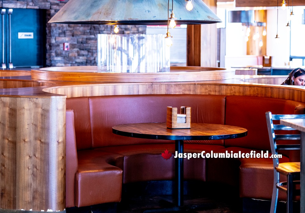 Columbia Icefield Family Dining